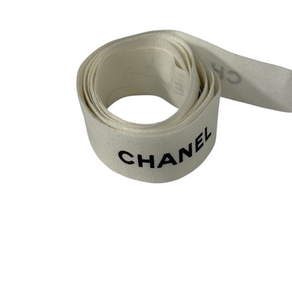 CHANEL White Ribbon for Gift Wrap - Picture 1 of 2